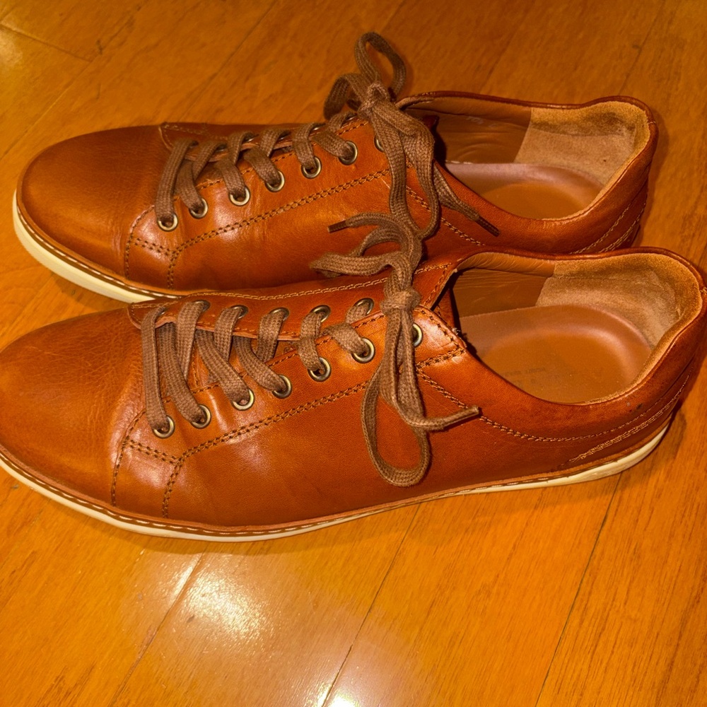 Allen Edmonds Tan Leather Sneakers with Fly Foam Inserts Made in Portugal - Picture 5 of 10